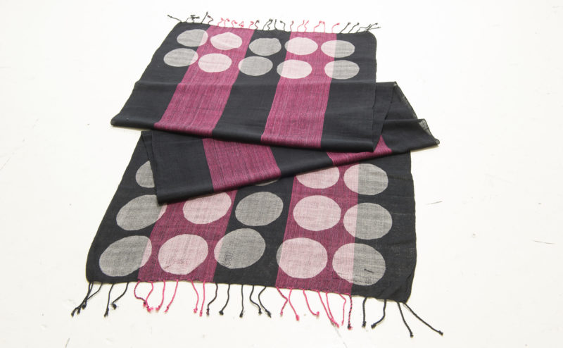 手織綿スカーフ Handwoven cotton scarf TSUBAKI 星